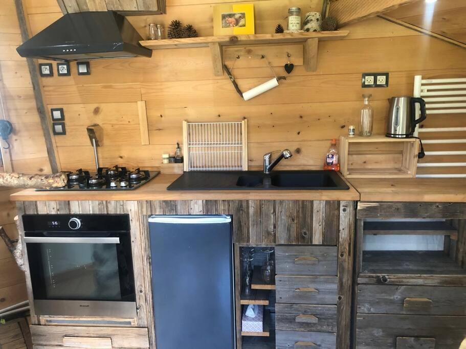 Nuit Insolite - La Cabane Du Haut-Doubs Les Gras Eksteriør billede